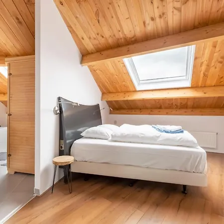 In Forested Netherlands With Terrace, Cleaning Included Ferienhaus *