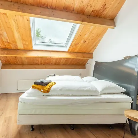 In Forested Netherlands With Terrace, Cleaning Included Ferienhaus